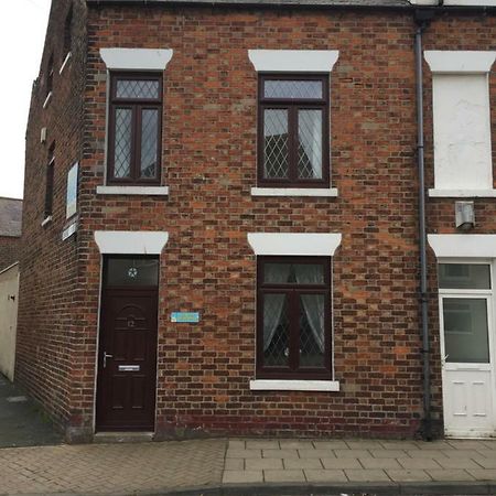 Browns Holiday Cottage 파일리 외부 사진