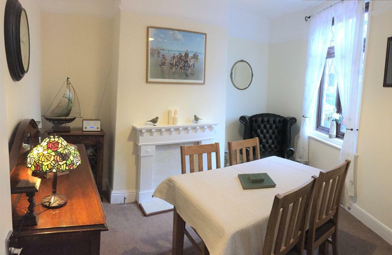 Browns Holiday Cottage 파일리 외부 사진